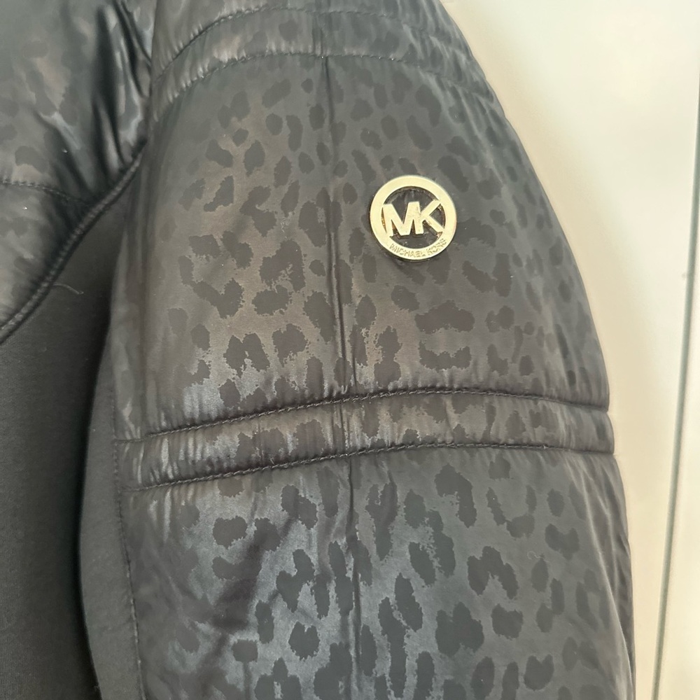 Stunning Michael Kors Black Leopard Print Puffer Jacket with‎ Removable Hood 1X - Picture 3 of 4